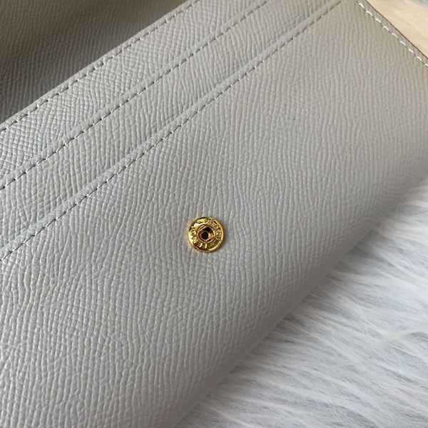 超激安ブランド財布偽物素材ディテール